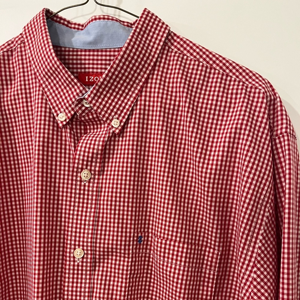 Men’s izod button-down shirt